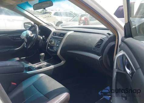 2013 Nissan Altima 2.5 Sv z USA, uszkodzony, nr VIN 1N4AL3AP1DC245991